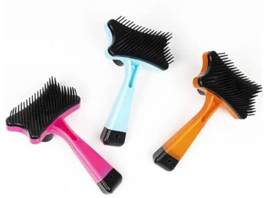 brosse plastique pour animaux de compagnie